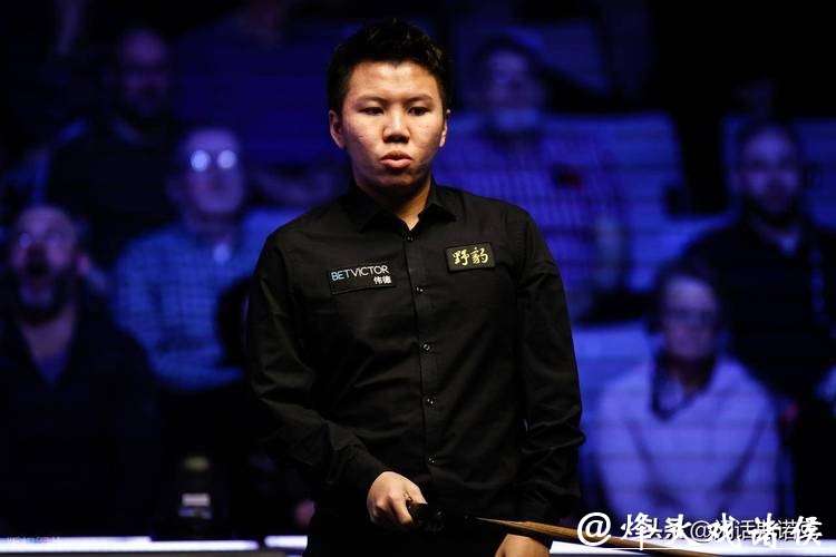 吕昊天、周跃龙通关决胜轮晋级斯诺克英锦赛正赛