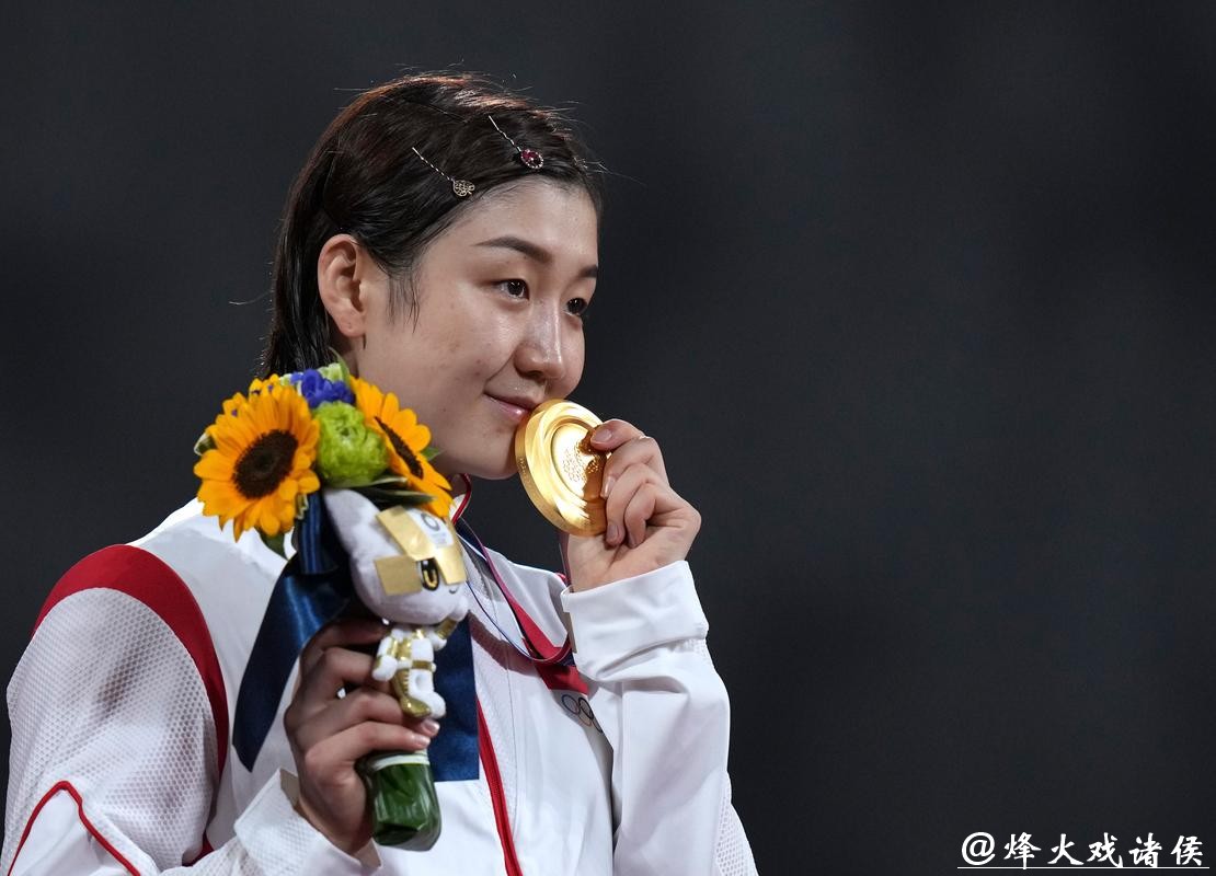陈梦4-1战胜朱雨玲 夺得全运会乒乓球女单铜牌