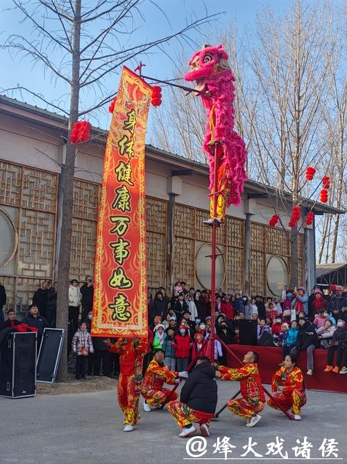 河北宣化：在非遗体验馆里过小年